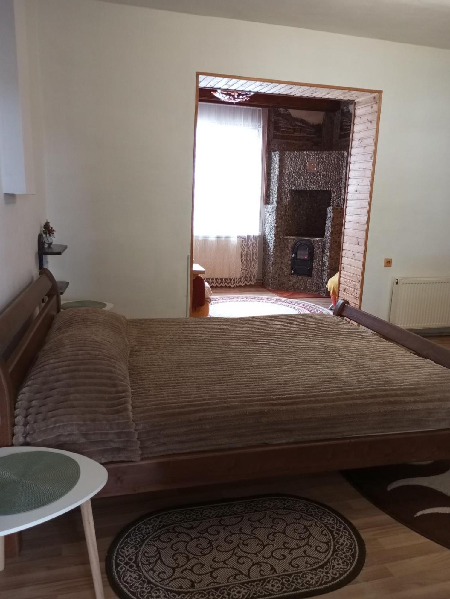 Карпатські Ночі Чан На Території Apartman Jaremcse Kültér fotó